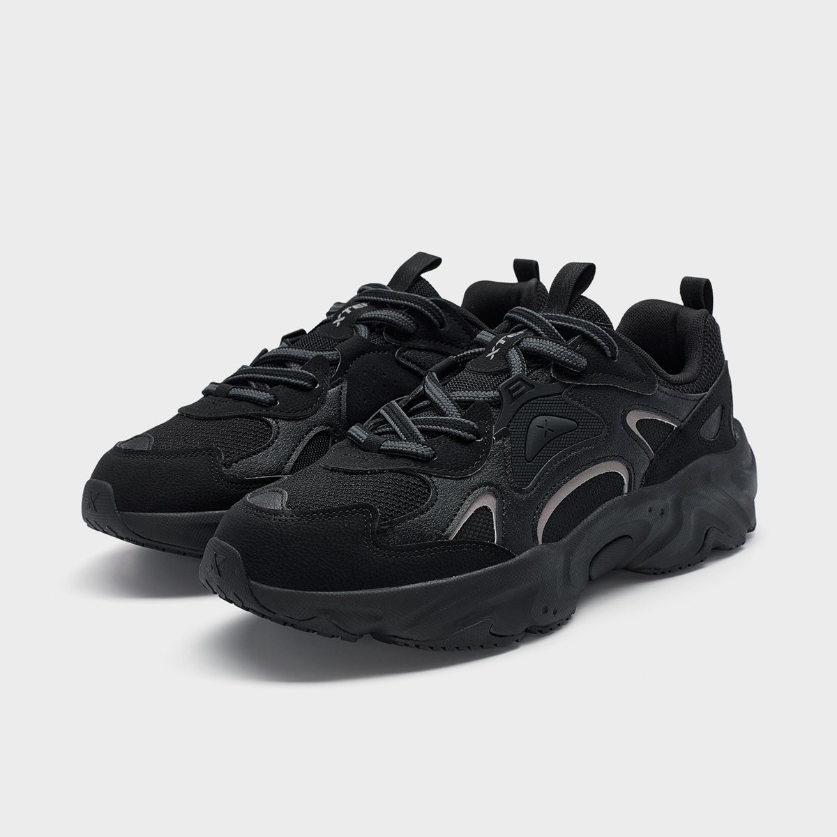 

Кроссовки Xtep Retro Casual Shoes, Черный